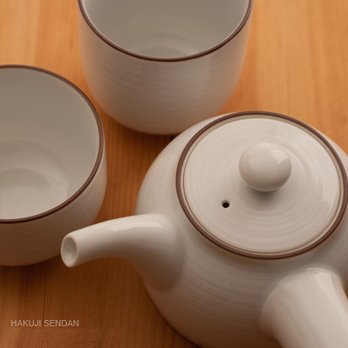 hakuji sendan teapot